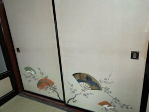 襖のカビ取り方法をカビ取りの専門家が徹底解説