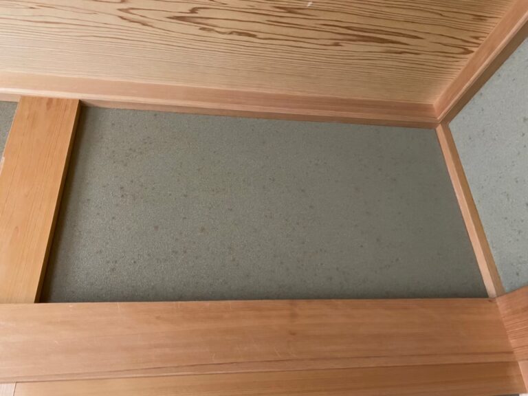 和室（砂壁）のカビも除去して対策！｜施工前